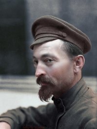 Вы свой бред ему объяснять будите.