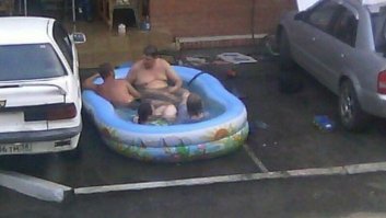 ЧТО на этой фотке НЕ ПРЕДНАЗНАЧЕНО для просмотра, не достигшим 18-летия?????