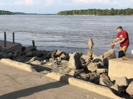 Намешалось