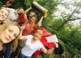 Пипец..... им по 37 лет....какие же эти бриты страшные.