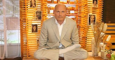 Шерстяные пояса, магниты и БАДы – набор россиян для самолечения