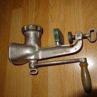 Причём цену отливали в металле. В прямом смысле. Стабильность на года.