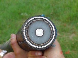 ага ага , разорвет Тиля пополам от такого кабеля . надо хотя бы вот такой тянуть , он для водоемов