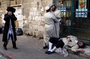 20 фотографий, показывающих, почему весь мир относится к русским с осторожностью