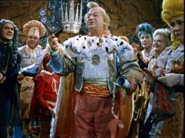 Это просто лютый 3.14здец, не страна а королевство кривых зеркал с йагупопом на троне. Они этот дикий бред РЕАЛЬНО ОБСУЖДАЮТ!!! Песенка из другой сказки как нельзя лучше отражает ситуацию из поста..