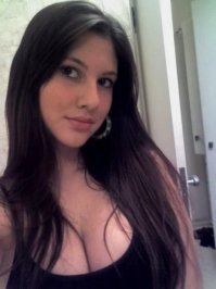 а бывало и что-то типа такого.
Особенно Галя, которая историка у нас в 11-ом замещала, уверенно так носила сочную молодую пару 5+ и очень любила ей похвалиться, всегда с декольте с хорошим обзором ходила. Я даже спецом на первую парту пересел ( столы впритык), мммм как  она журнал заполняла я аж дар речи терял.