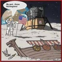 Китайцы нашли на обратной стороне Луны неизвестный материал