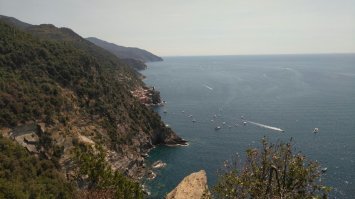 Гигант на страже итальянской деревни