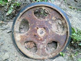 В Калужской области попалось. Хорошая реклама резины Continental)