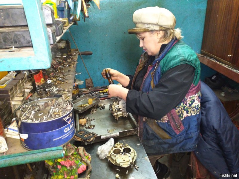 Не мужское это дело - карбюраторы перебирать :)