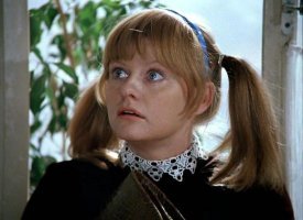 Фильм "Карнавал". Героине Ирины Муравьевой по сценарию было около 18 лет, актрисе же на момент начала съемок исполнилось 32 года.