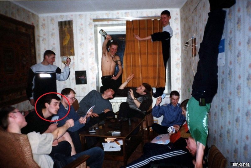 это сказал бывший модер Дружинник №42, который выплакал "должность" у админов,
которого вы%здили потом сапогом по жопе  как неадеквата, за скрутки...
ой казик! извини...
Но! ты больной наркоман, причём на всю свою тупую башку.