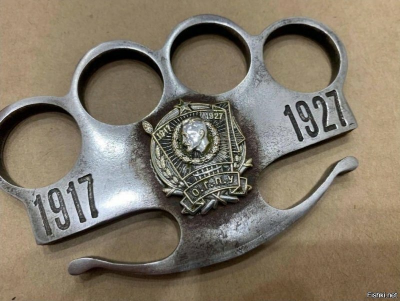 много классных! но сувениры с Али...