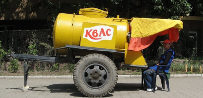 По-моему они в советское время были с таки, навесом