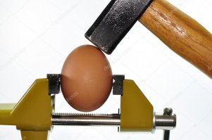 Как певцам из мужского хора удается вытягивать высокие ноты