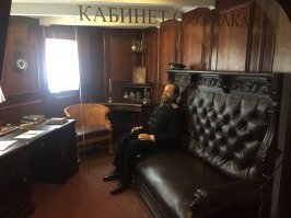 Реконструкция каюты Макарова, это в Калининграде на судне-музее Витязь