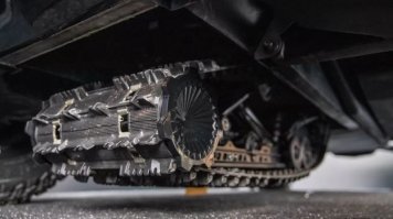 Это, чтоб на пузо не усесться?