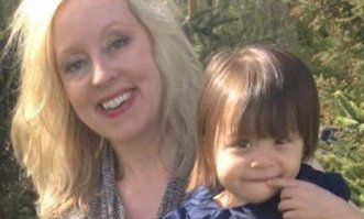 После процедуры ЭКО американцы стали родителями ребенка другой расы и растерялись