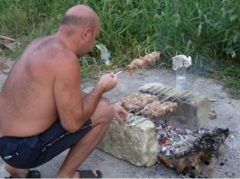 И шашлычник