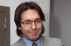 А будут задавать много вопросов, то и миллиард запросит
