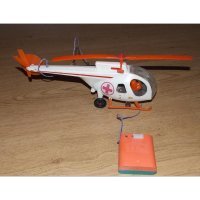 Наверное у многих в советском детстве была такая игрушка Вертолёт на проводном управлении...