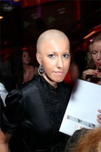 Былая густота: как выглядели звездные актеры до того, как заблестели лысиной