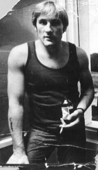 Вот еще Депардье в молодости