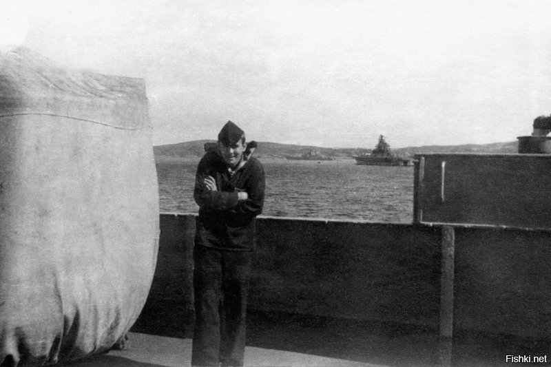 Северный флот.Североморск. Июль 1985 год. 
Практика на крейсере пр. 68-бис. "Александр Невский"
Курсанты штурманского факультета ВВМУПП им Ленинского Комсомола.
