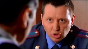 -Да я сотрудник УСБ
-И что, у тебя кровь не течет?