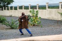 А пропуск у него куда?