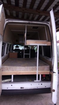 В этом году сам переделывал из пассажирского Форда. Полноценных, положительных мест 3, газ, вода 100л., два преобразователя на 500 и 1500ватт, дополнительный аккумулятор 95ам.ч, туалет-био. Душ и много ящиков делать не стал, уж очень в короткие сроки надо было уложиться, а самое главное сохранить конструкцию для дальнейшей эксплуатации после путешествия,  как автобус. Много фото нет, нашел пару не обессудьте.