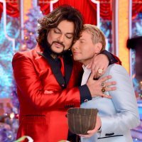 Подарок? От кого и за что?