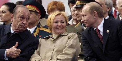 Уже только за то , что отказался поддерживать военную операцию НАТО в Ираке - отдельное и огромное спасибо !!!