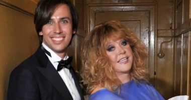 С - смекалочка: украинец ради отсрочки от армии женился на двоюродной бабушке