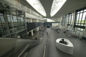 В Пекине открылся огромный аэропорт с самым большим в мире терминалом