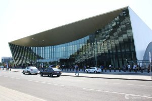 В Пекине открылся огромный аэропорт с самым большим в мире терминалом