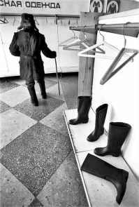 История очередей в СССР: за чем стояли