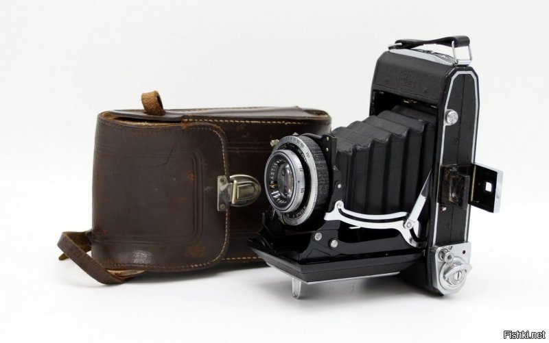 Zeiss Ikon Ikonta 521/2 (Germany, 1939)