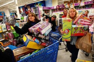 Рождественская распродажа в США превратилась в массовую драку.