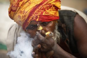 (С) Почему у индийских богов много рук? (/С)

Потому что