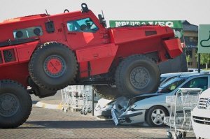 это мародер из юар, афтор  учи уроки, хамер сосет