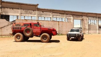 это мародер из юар, афтор  учи уроки, хамер сосет