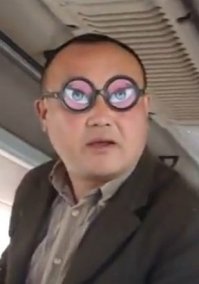 Руферы хакнули рекламную вывеску в Гонконге 