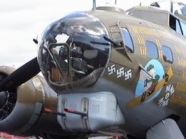 Ненадо замазывать историю.

А, парней и самолёт действительно искренне жаль.