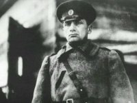 На жирика похож