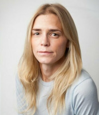 «Офисная жена»: помощница Де Ниро требует от бывшего шефа 12 миллионов