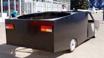 А ведь Сказочный Вальдемар Вальдемарович верит во всю эту ахинею. 
__________________________________

Российские разработчики летающего автомобиля, попросили миллиард рублей.