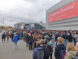 Особенно очередь понравилась...