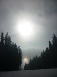 а я в 2014 был. в феврале... 
в бар после каталки заходишь, а весь персонал в телевизор пялится, и ... ох.уевает
ну и мои 5 копеек: