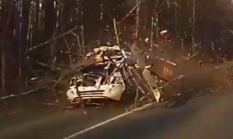 Да, мужику не позавидуешь, да и регу досталось!